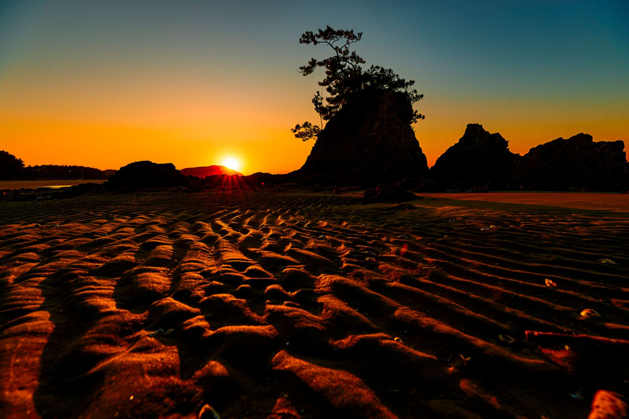 모래해변 일출-효자도(입선)